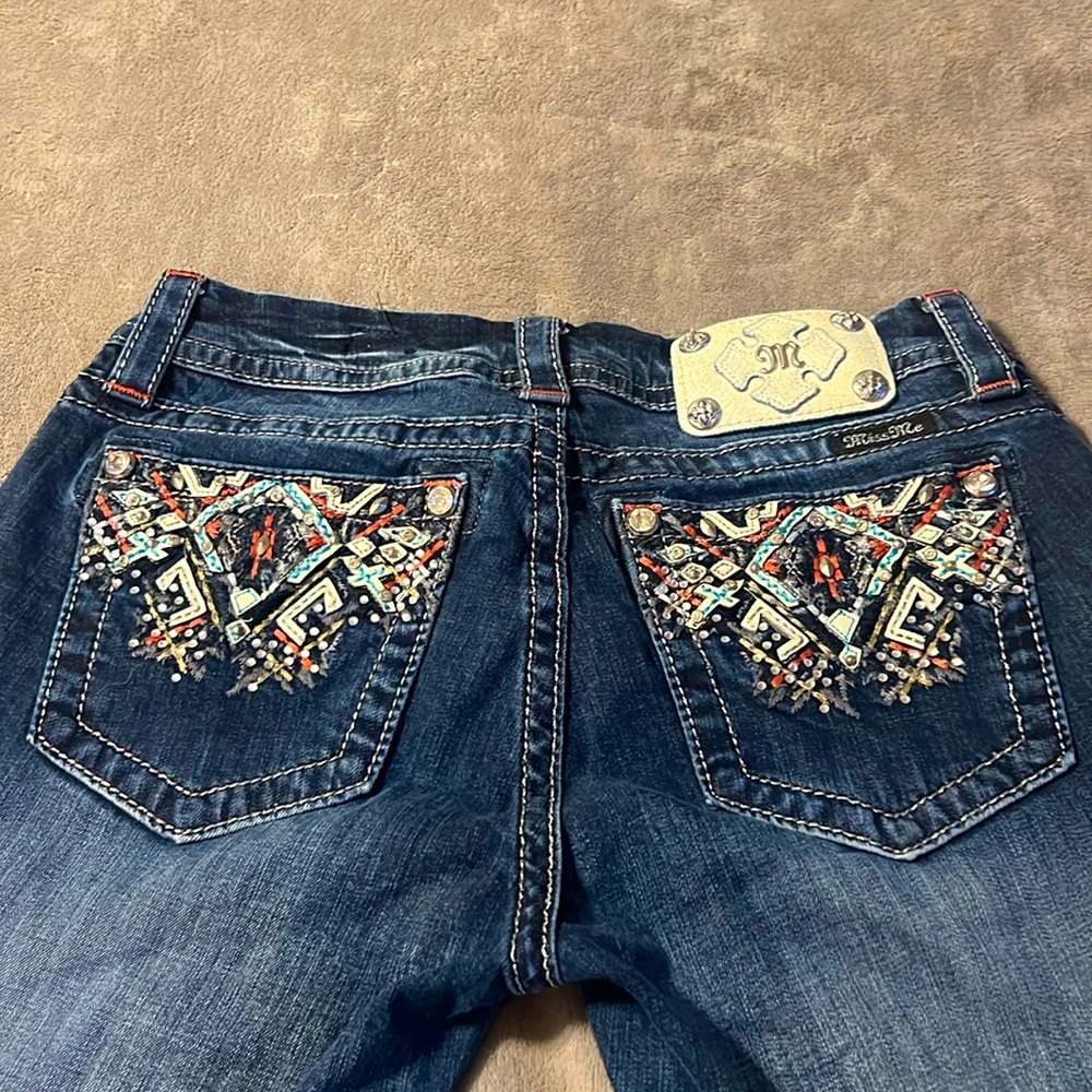 Miss me mid rise easy crop pants, size 26